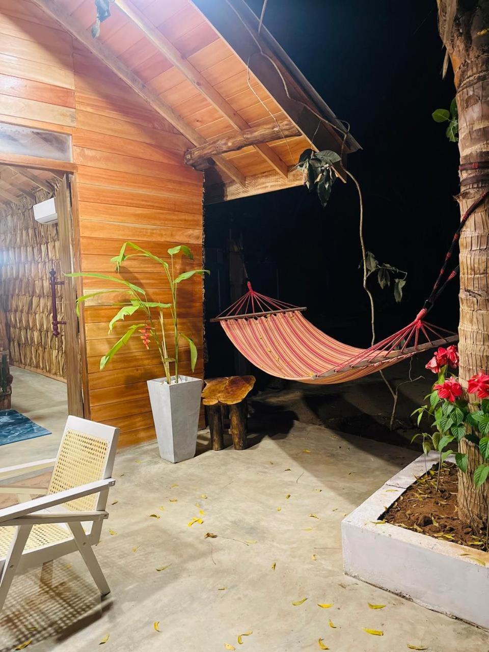Swiss Kiss Beach Resort Uppuveli Dış mekan fotoğraf